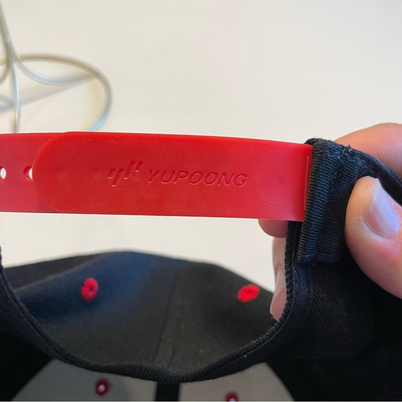 YUPOONG - “Maarte Studios” SnapBack Hat, Black and Red - Picture 6 of 7